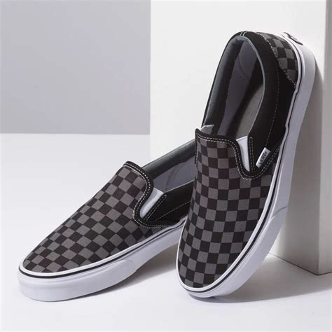 vans classic slip on sale.